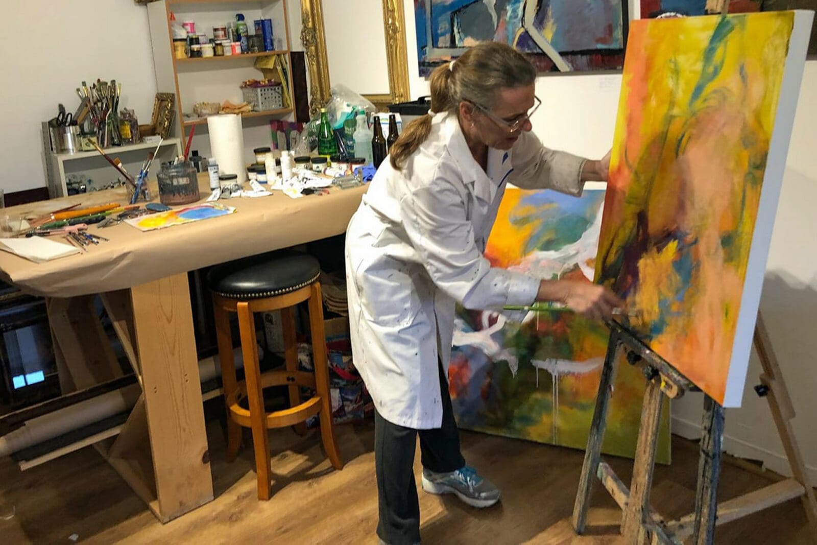 Ruby Lindner working (2)